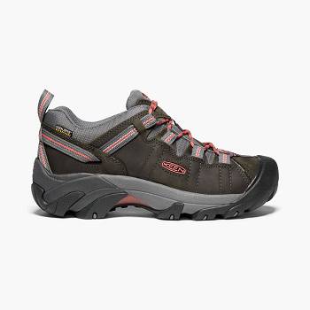 KEEN Női Targhee II Waterproof Túracipő Sötét Barna